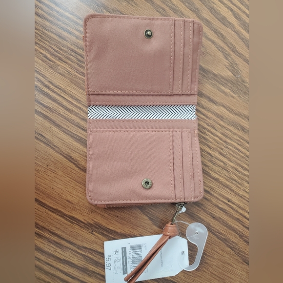 Time And Tru Brown Faux Leather Wallet New With Tag - Picture 3 of 5